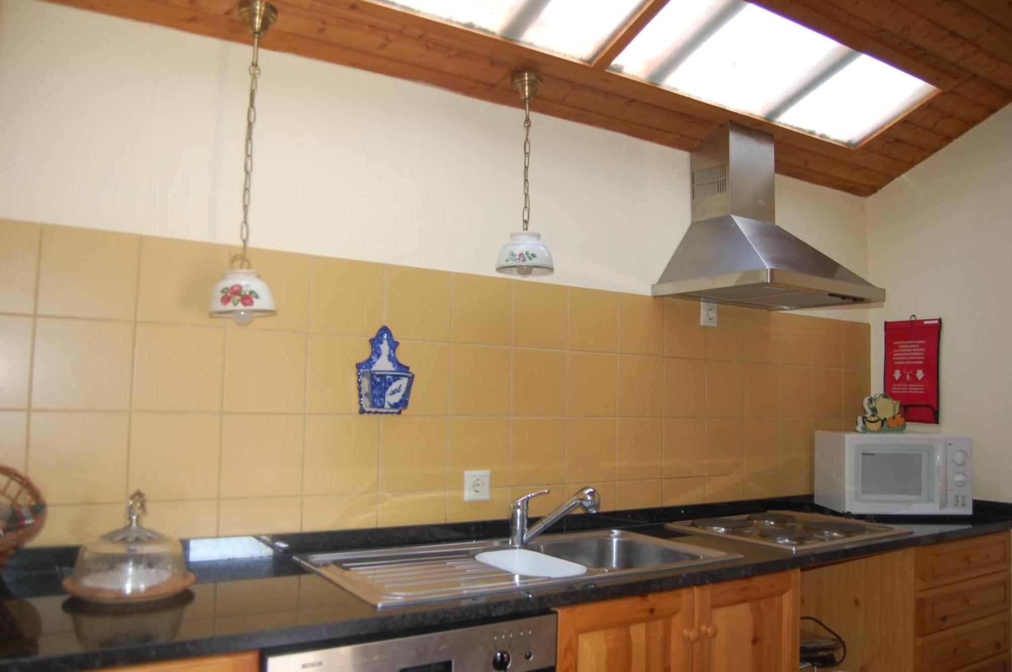 Outros Tempos Turismo De Aldeia Hotel Aricera ภายนอก รูปภาพ