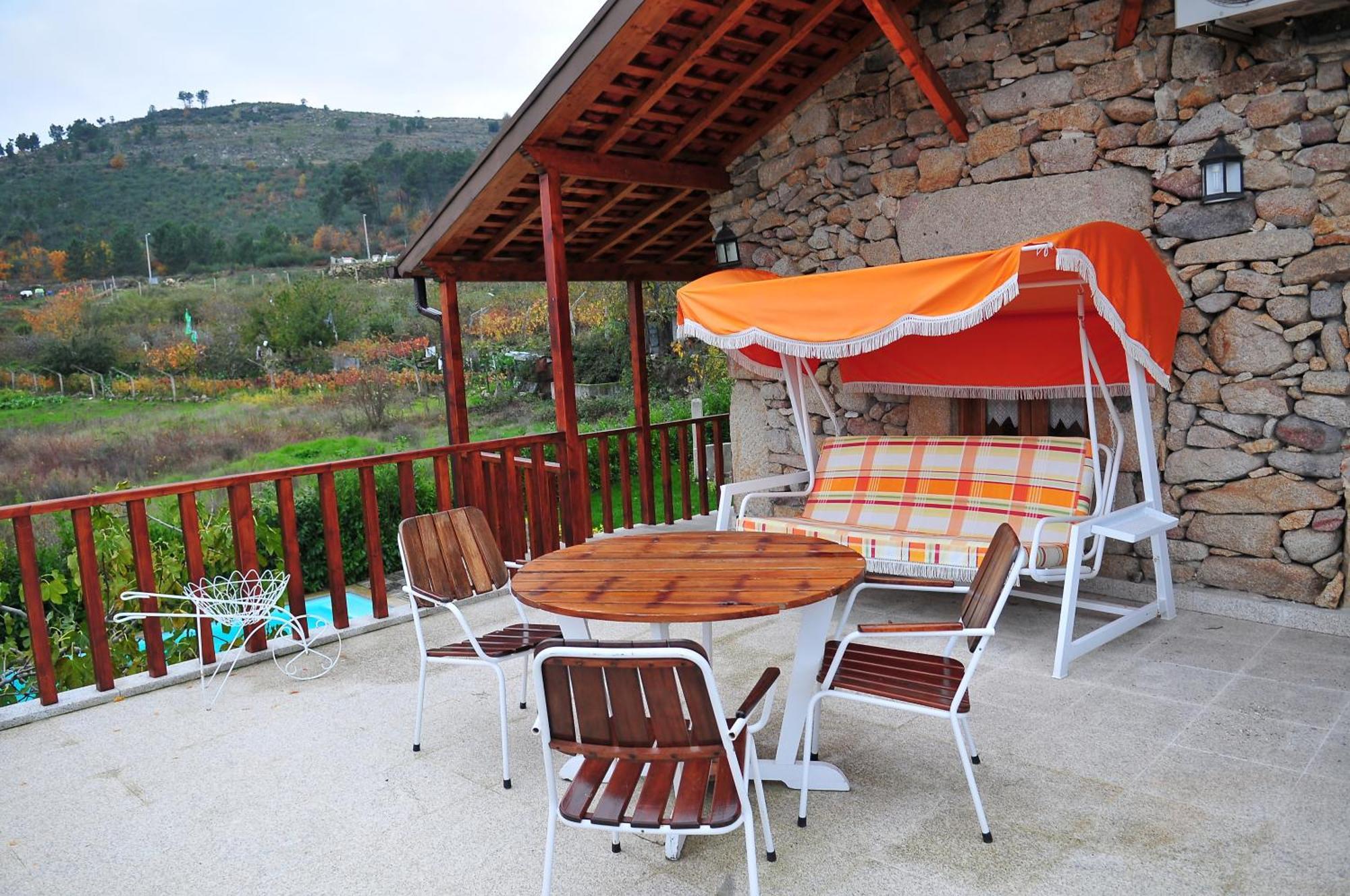 Outros Tempos Turismo De Aldeia Hotel Aricera ภายนอก รูปภาพ