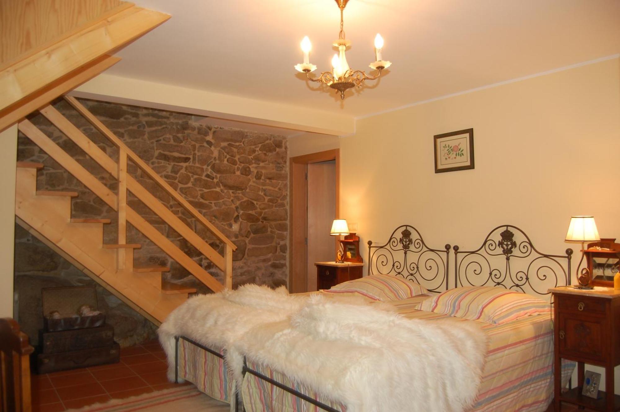 Outros Tempos Turismo De Aldeia Hotel Aricera ภายนอก รูปภาพ